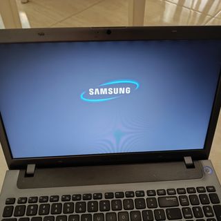 Portátil Samsung Negro