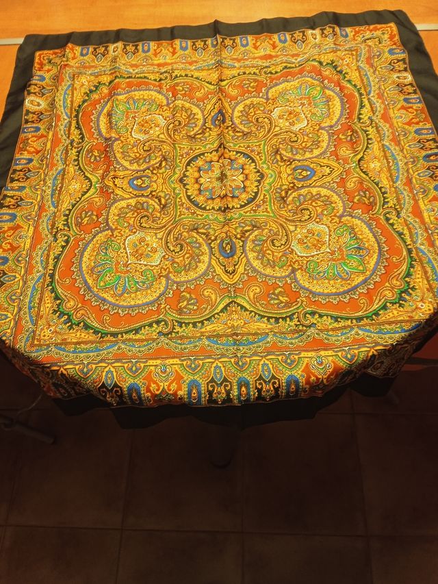 Pañuelos grandes estampados