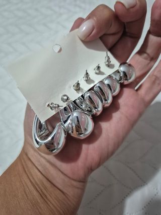 Lote de pendientes plateados