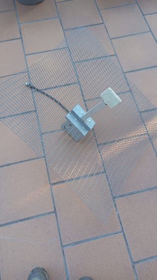 Antena parabolica 2.4GHz stella doradus