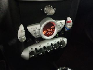 MINI Cooper Cooper D