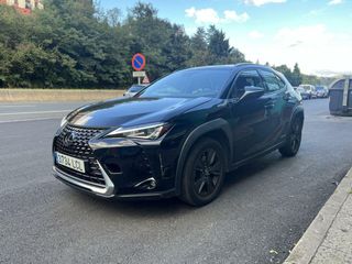 Lexus UX 250H 184 CV