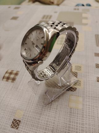 Reloj Seiko Plata y Blanco