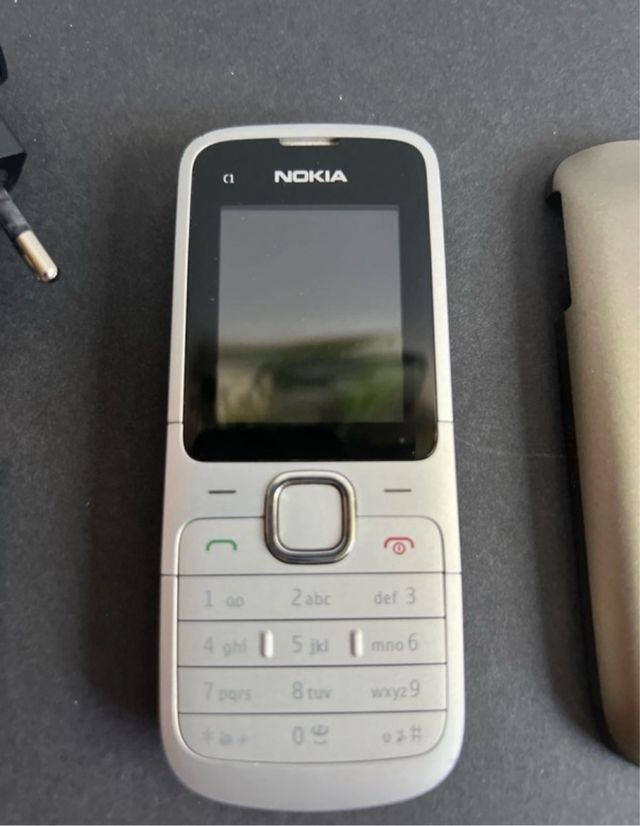 Nokia C1