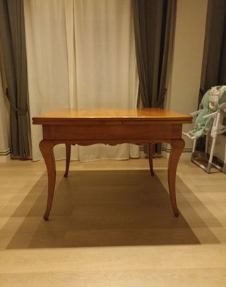 Mesa de madera para salón o comedor