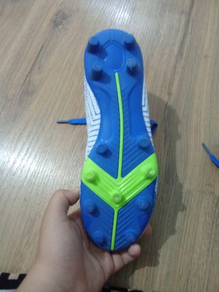 Botas de fútbol niño/niña talla 36