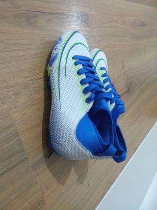 Botas de fútbol niño/niña talla 36