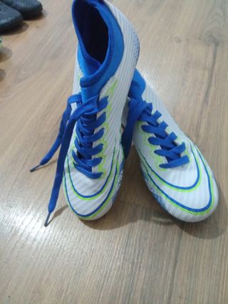 Botas de fútbol niño/niña talla 36