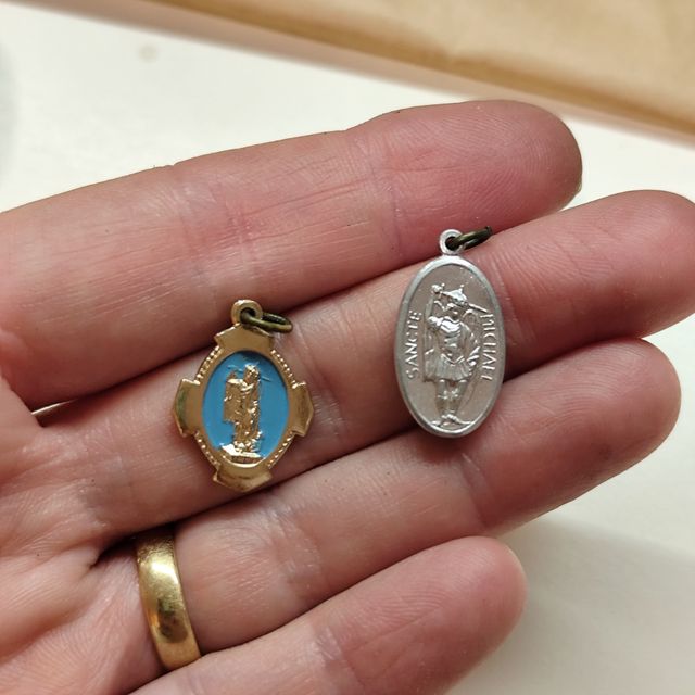2 Medagliette San Michele Arcangelo