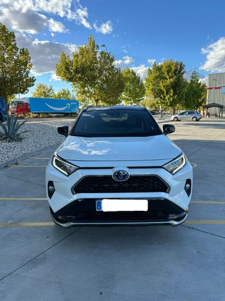 Toyota RAV4 plug-in 4x4
