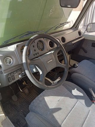 Suzuki Samurai - 