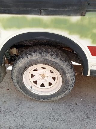 Suzuki Samurai - 