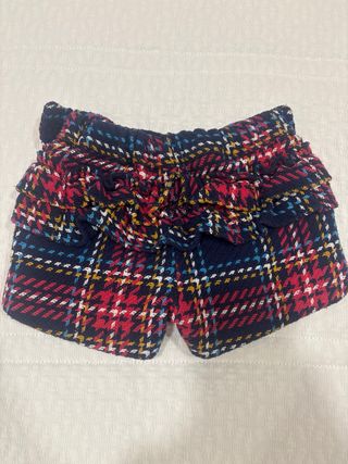 Conjunto niña camisa blanca y pantalón cuadros