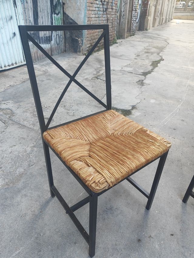 Mesa de comedor cristal y metal