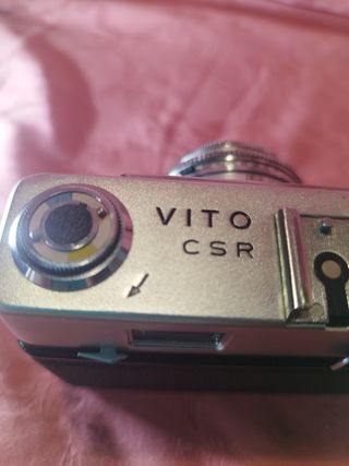 Macchina fotografica Voigtländer con obiettivo Col