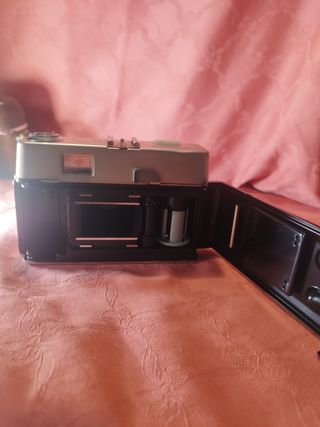 Macchina fotografica Voigtländer con obiettivo Col