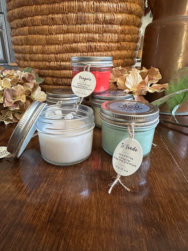 Candela in cera di oliva – Profumo di Vaniglia