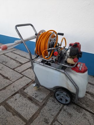 Fumigadora motor 2T carretilla