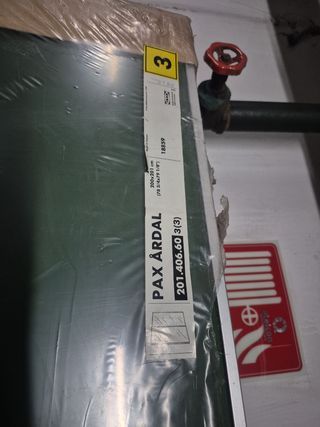 Puerta corredera cristal IKEA