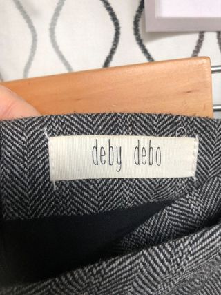 Falda de tweed gris y negro