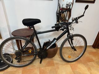 Bicicleta de Montaña Rockrider Negra