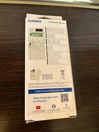 Calculadora Casio fx-991 CW sin estrenar