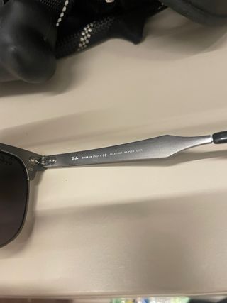 Gafas de sol Ray-Ban Wayfarer Titanium
ORIGINALES
