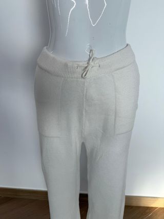 Pantalón blanco roto