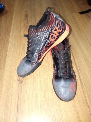 Botas de fútbol CR7 Talla 36