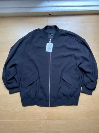 Bomber oversize negra Pull&Bear