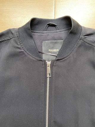 Bomber oversize negra Pull&Bear