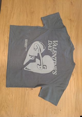 Camiseta Fake Gods gris a estrenar 