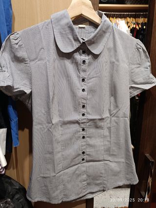 Camisa Sfera manga corta abullonada Talla S