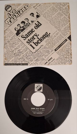 The Fashions - Same Old Story 45 Giri