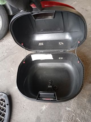 Baúl Peugeot Negro