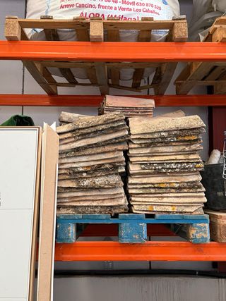 Tejas antiguas hechas a mano