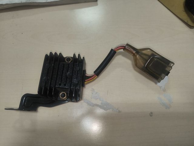 Regulador Corriente Kymco Agility 125 2010