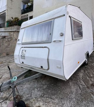 Caravana Knaus 750kg con placa solar