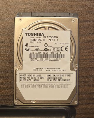 Disco Duro Toshiba 120GB 2.5 SATA MK1255GSX