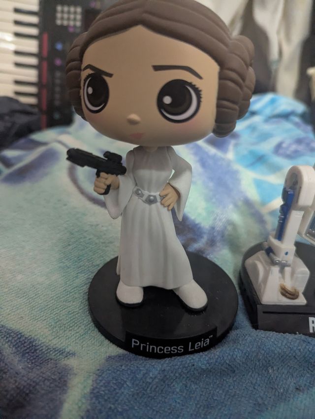 Figuras Star Wars: Princesa Leia y R2-D2