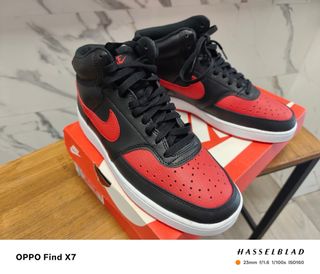 Zapatillas Nike Negras y Rojas