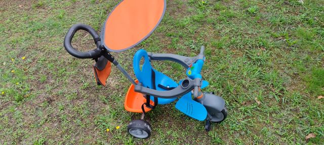 Triciclo infantil FEBER azul y gris