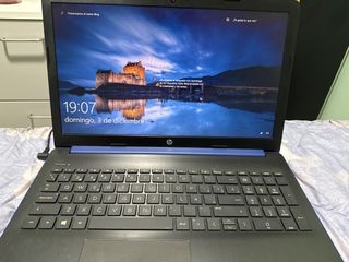 Portátil HP Negro y Azul 