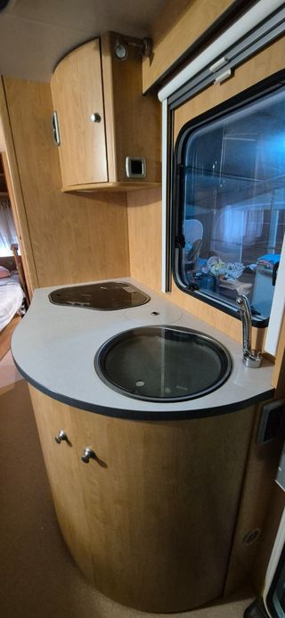 Caravana familiar con literas y cama