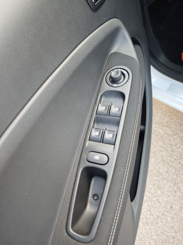 RENAULT ZOE 100% IVA DEDUCIBLE