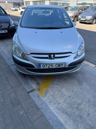 Peugeot 307 2004