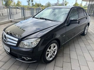 Mercedes-Benz Clase C 2010