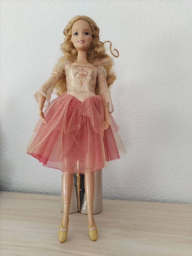 Barbie Bailarina Vestido Rosa y Dorado