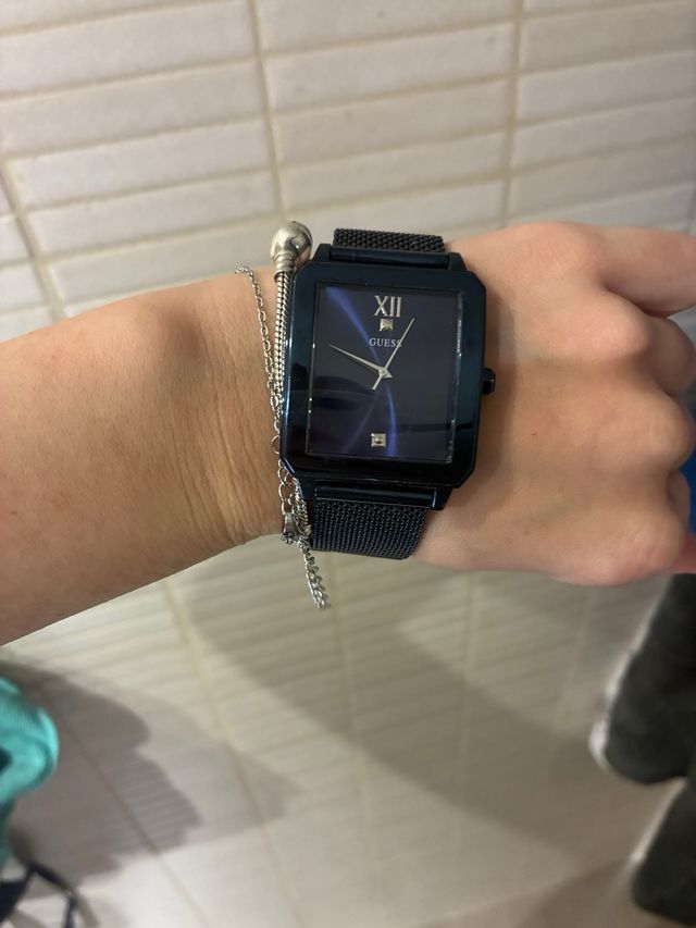 Reloj Guess Rectangular Azul Marino