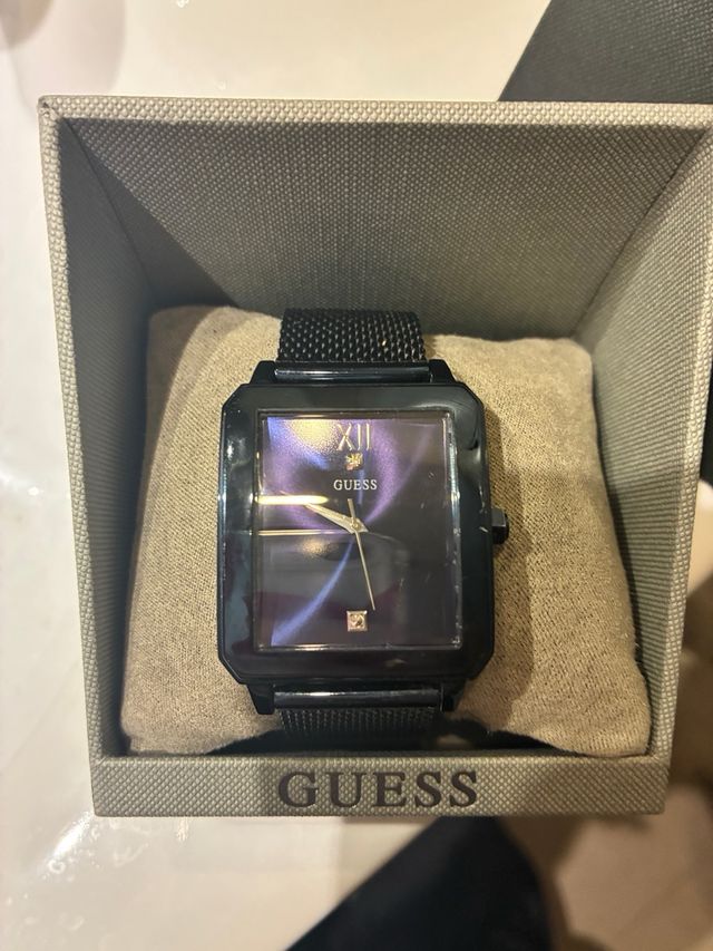 Reloj Guess Rectangular Azul Marino